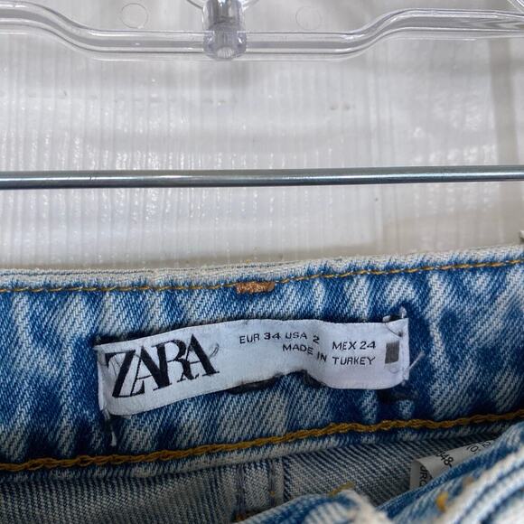 NWT ZARA High Rise Slim Fit Jeans Light Wash Size 2 New Straight Leg - Picture 4 of 8